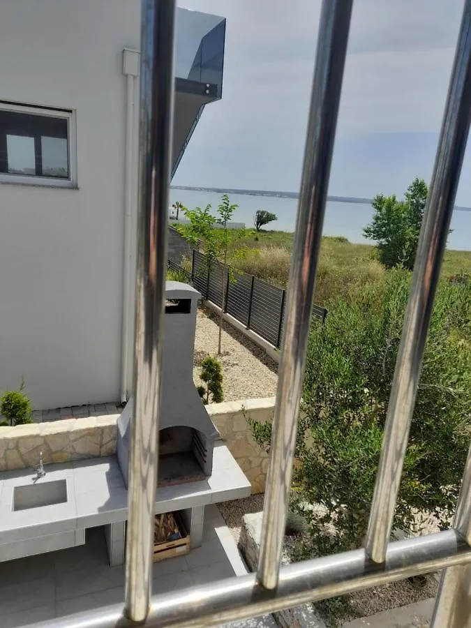 Villa Rosa With Swimming Pool Privlaka